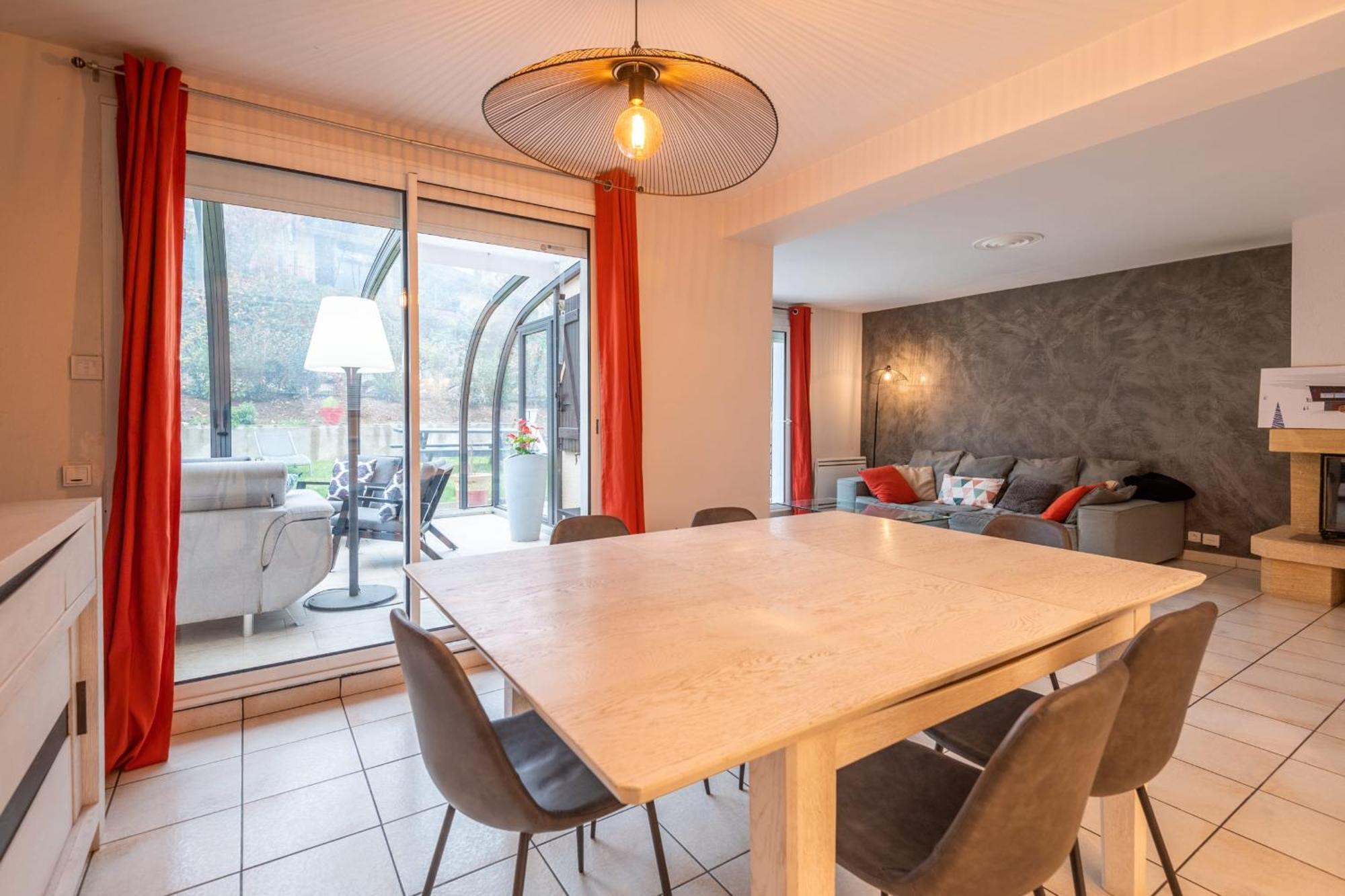 Вілла Alpiloc - Town House With Garden And Winter Lounge Аннесі Екстер'єр фото